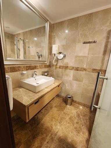 Hotel El Aurassi Isly Ngoại thất bức ảnh