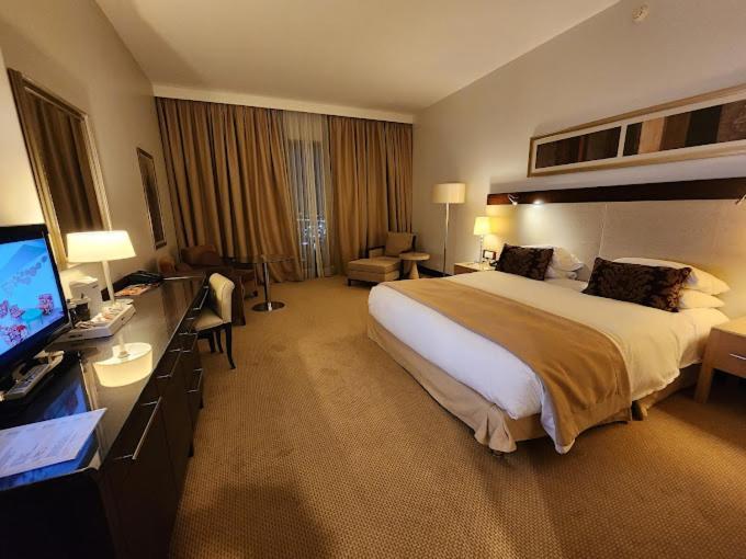 Hotel El Aurassi Isly Ngoại thất bức ảnh